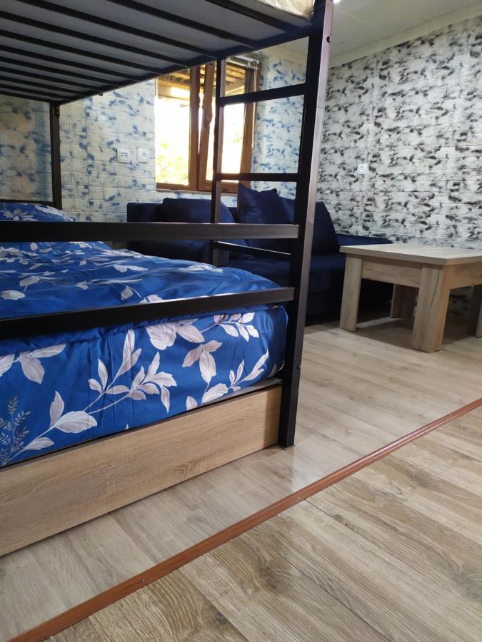 יירבאן Cozy Hotel Sks מראה חיצוני תמונה