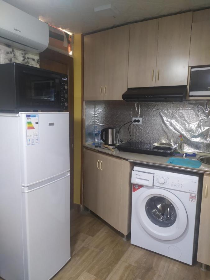 יירבאן Cozy Hotel Sks מראה חיצוני תמונה