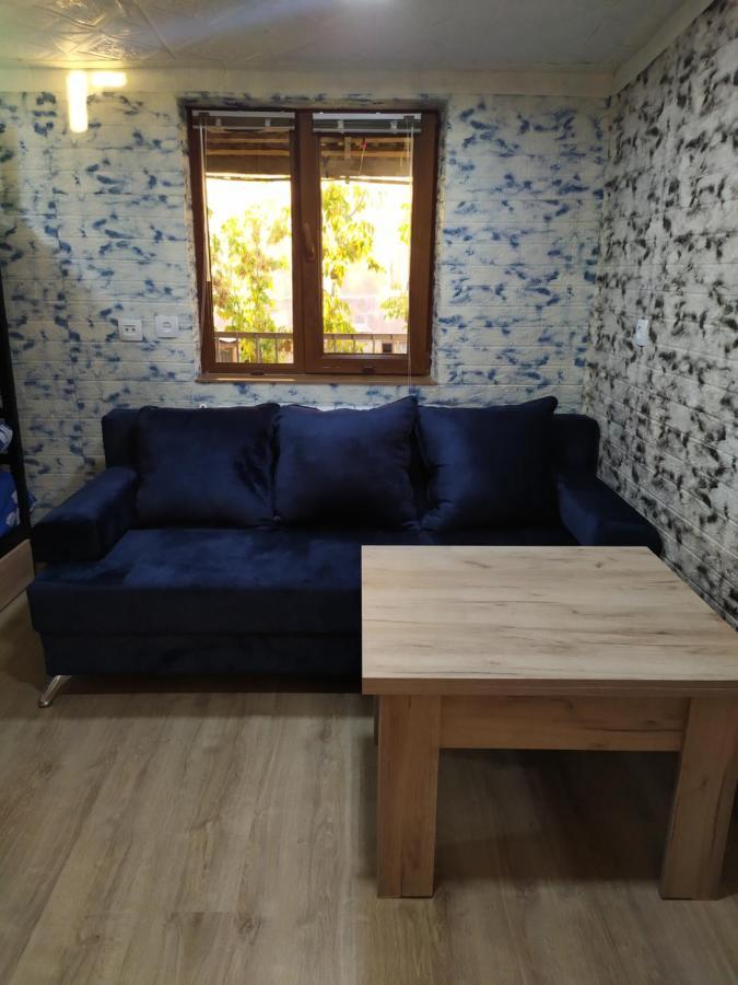 יירבאן Cozy Hotel Sks מראה חיצוני תמונה